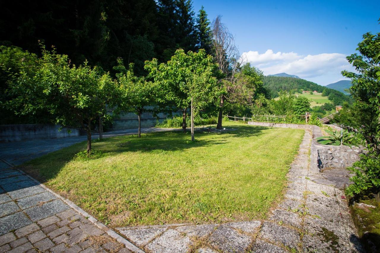 فيلا Estate Zagmestri Ljubno المظهر الخارجي الصورة